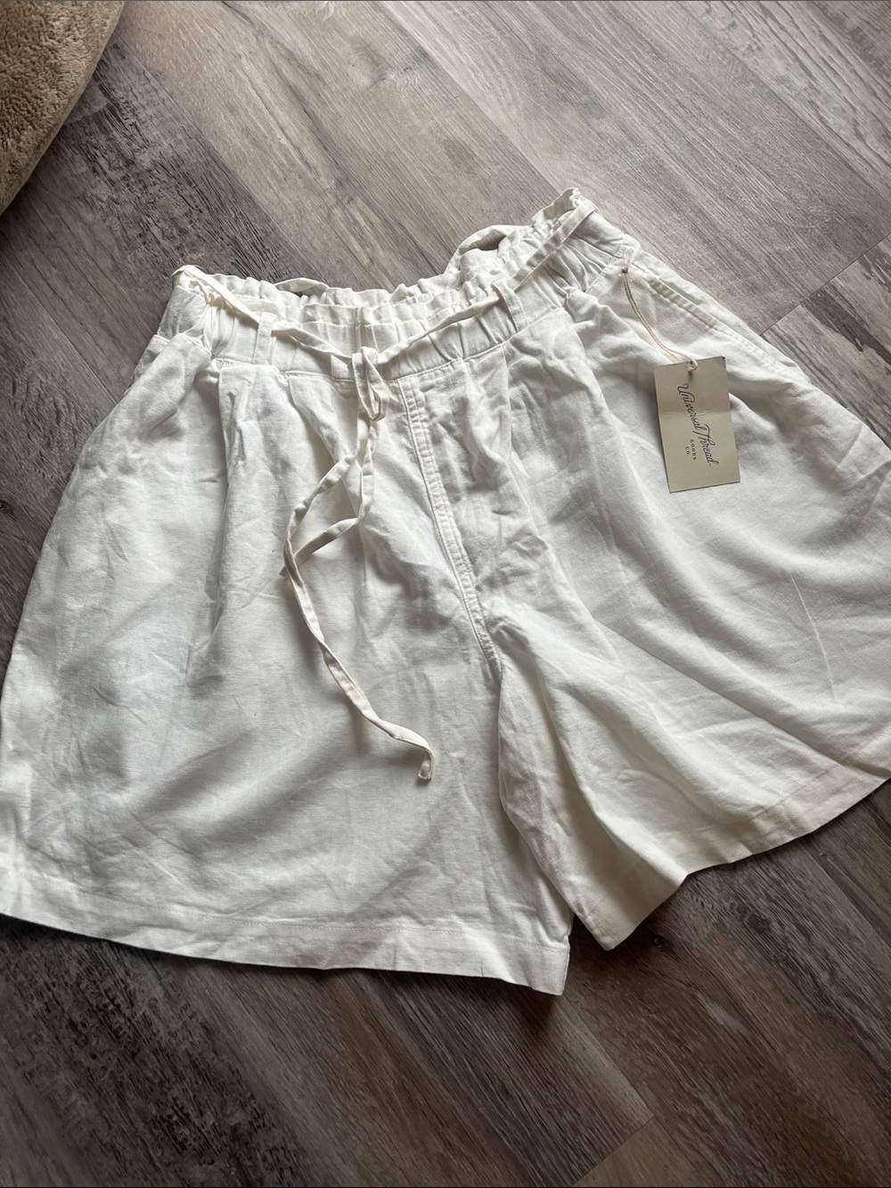 Universal Thread Cream Paperbag Waist Linen Blend Shorts